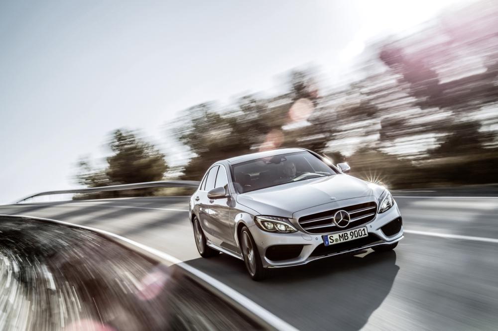 В сети появились первые фото Mercedes-Benz C450 AMG Sport